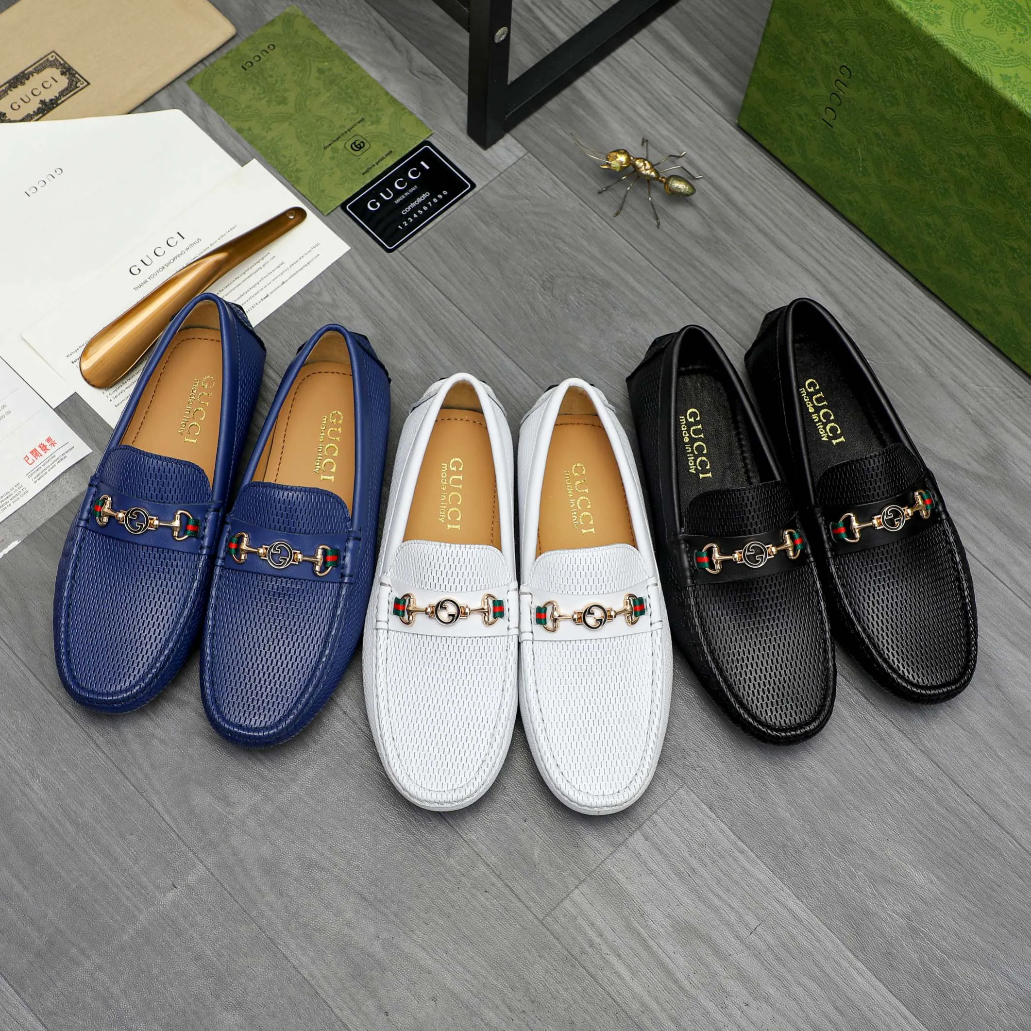 Men's shoes 💰p420 Product trademark: GUCCI (Gucci) casual slip-on men's shoes Regular size: 38-44 Product materials: Selected hollow cowhide upper, sheepskin lining, rubber outsole
